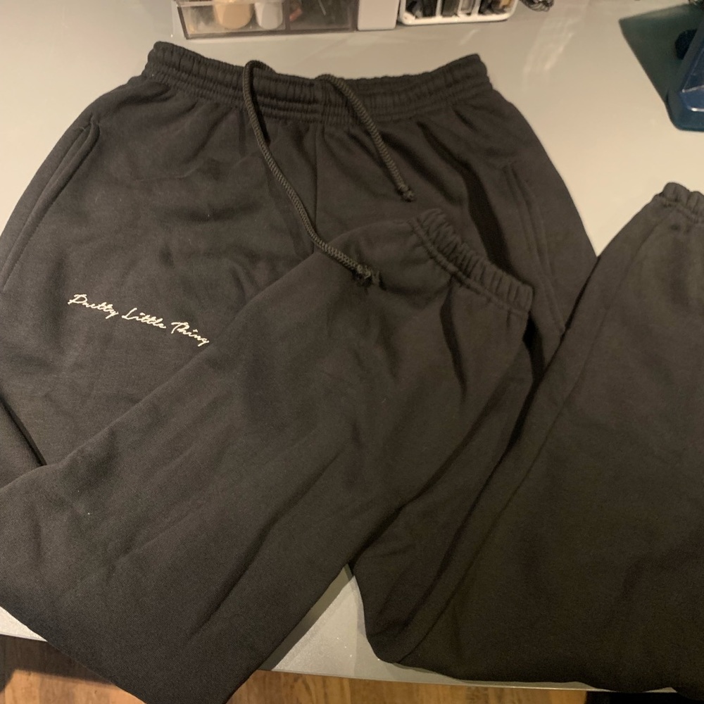 Pretty little thing Sweatpants